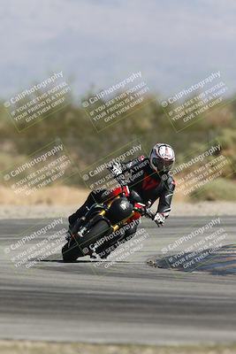 media/Oct-13-2025-Moto Forza (Mon) [[a66d839500]]/3-B Group/Session 3 Turn 2/